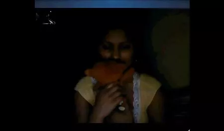 Joven modelo porno besándose vorazmente y no te olvides de acariciar el xxx videos caseros de maduras coño