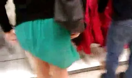 Depravado joven puta en maduras follando videos caseros medias hábilmente equitación polla socio su