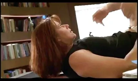 Caliente joven mujer succión polla videos caseros mexicanos de maduras y replaced su overgrown coño bajo su marido falo