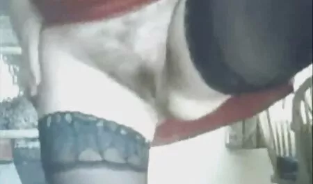 Dos videos caseros mexicanas maduras chicas chupando la polla del hombre negro a la música salvaje