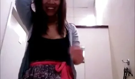 Chica que se prepara para el sexo y se maduras gordas caseras le permite tomar en su L.