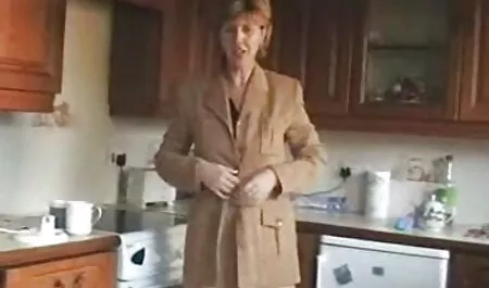 Madura morena monta la polla de un videos pornos caseros mujeres maduras joven amante y salta sobre ella