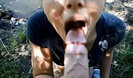 Chico asiático se folla a chica blanca en videos pornos caseros con mujeres maduras apretado L. y tomar en