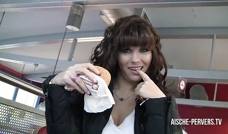 Calle chica pick videos caseros de veteranas arriba la chico en la runway