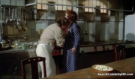 Los huéspedes se relajan cómodamente maduras lesbianas videos caseros durante el masaje