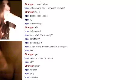 Chica videos caseros con mujeres maduras en cuclillas y masticando fuertemente L.