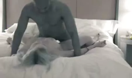 Él ayudó a la videos caseros de lesbianas maduras chica coche modificado y darle un peludo