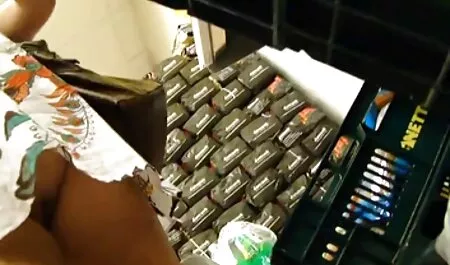 Leche encantadora. videos caseros reales de maduras Con grandes tetas exageradas mujeres jóvenes para la acción de amor lésbico