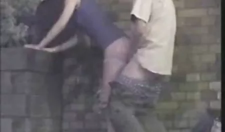 Depravado jóvenes video caseros maduras lesbianas amor a lamer coño a través de pantys