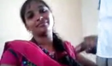 La polla del videos caseros maduras infieles marido es aspirada por una mujer madura justo antes del desayuno