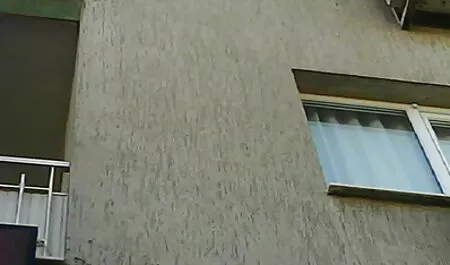 Hermosa mujer madura japonesa videos xxx maduras caseros se corre de vibrador en sus bragas y se apresuró a chupar el pene de su marido