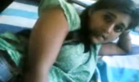 Asiático Milf chupando a través de un videos pornos gratis caseros de maduras agujero en la pared y tragar semen