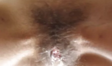 Maduras se follan en casa de uno de ellos después de una reunión en una tienda maduras casero xvideos