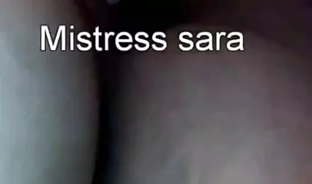 Latina adolescente con maduras casero real un exuberante botín encanto chupar la polla del caballero