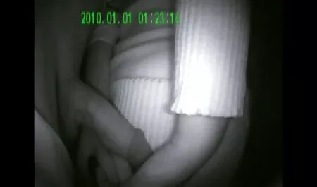 Joven Latina porno modelo gime en voz alta antes de la embestida de videos caseros de maduras cogiendo la amada