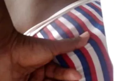 Linda joven rubia hacer un chico feliz en la cama videos caseros gratis mujeres maduras