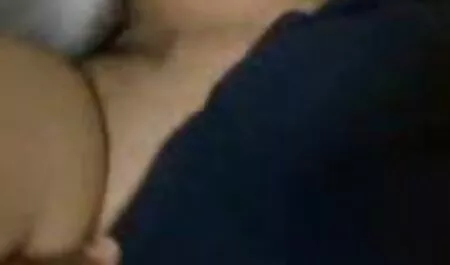 Los negros videos maduras caseros gratis se follan a una buena perra, blanco grande y terminando con semen en el coño