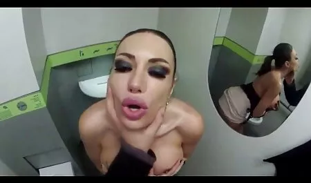 Rubia madura coño y culo disfrutando videos caseros de maduras gritonas de dos consoladores juntos