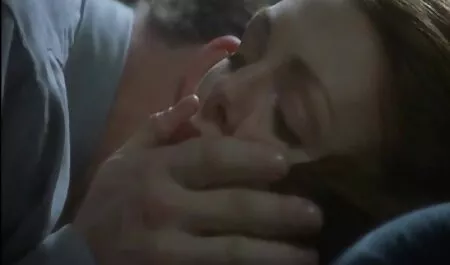 Ama de casa videos caseros de maduras con jovencitos compilado con haciendo en el pecho