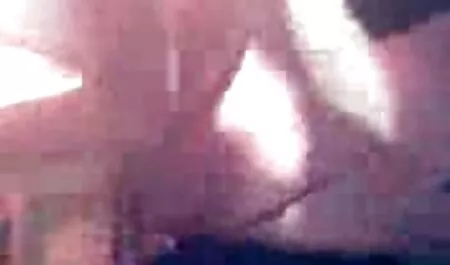 Esposa engañando a videos caseros de maduras peludas su marido en la cama con un amigo